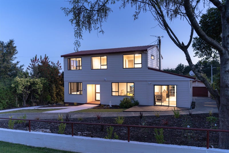 41 Three Mile Hill Road, Halfway Bush, Dunedin - Carousel 1