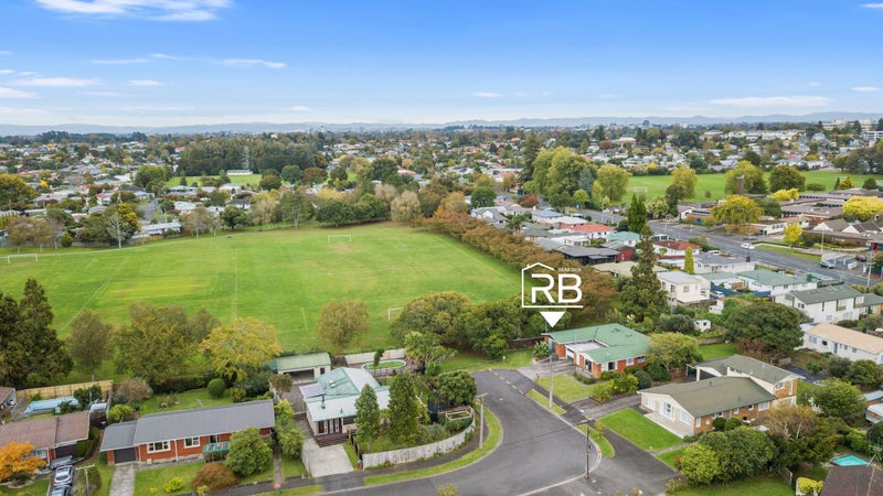 60B Regent Street, Silverdale, Hamilton - Carousel 17