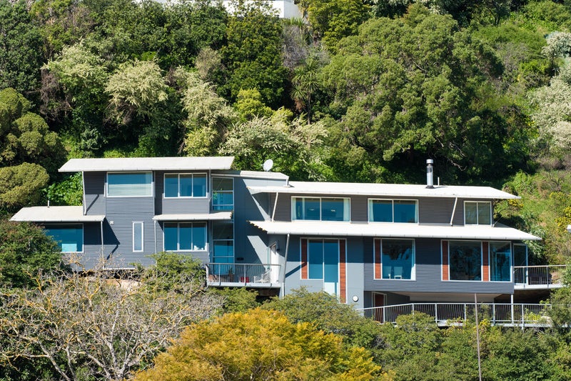 3 Kowhai Road, Bluff Hill, Napier - Carousel 1