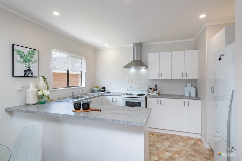 2/44 Haig Street, Waterloo, Lower Hutt - Carousel 2