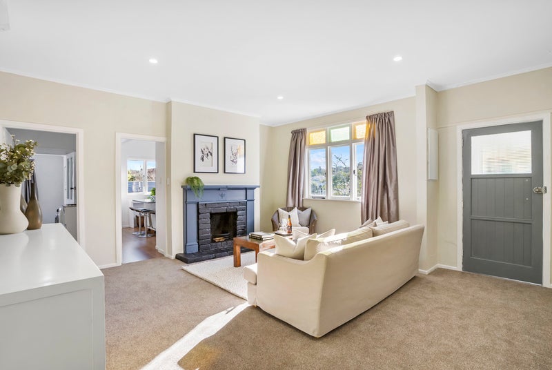38 Cardigan Street, Morningside, Auckland - Carousel 2