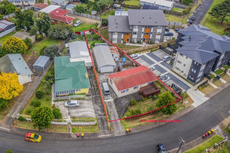25 Clayton Avenue, Otara, Auckland - Carousel 1