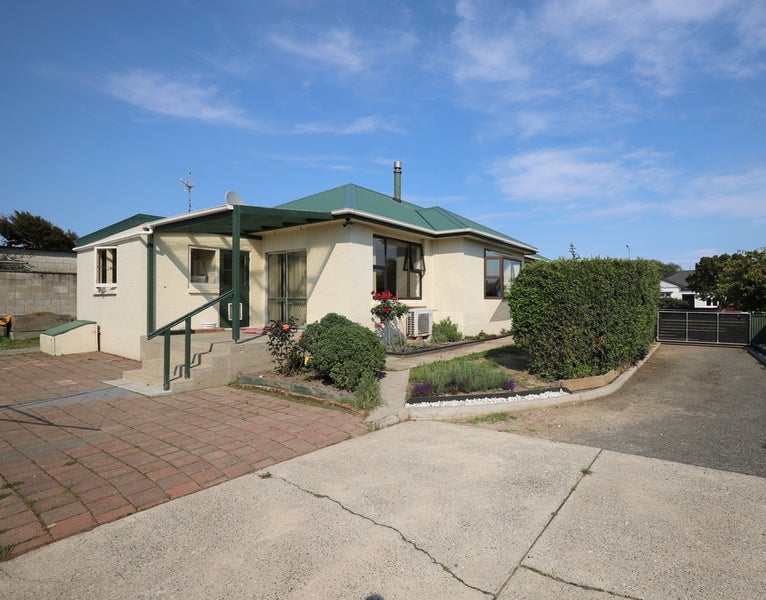 126 Conyers Street, Heidelberg, Invercargill - Carousel 1