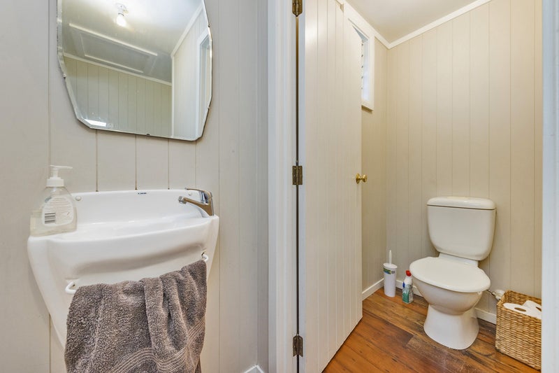 26 Burns Avenue, Takaro, Palmerston North - Carousel 21