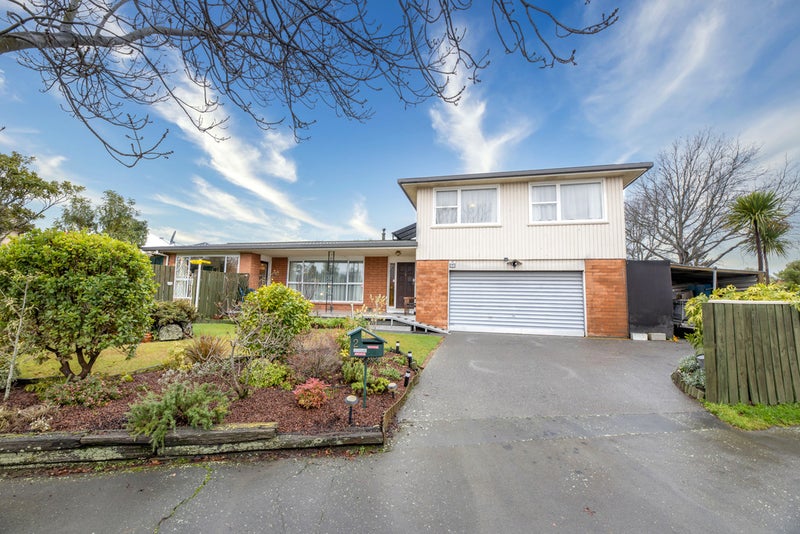 2 Larkhill Place, Russley, Christchurch - Carousel 1