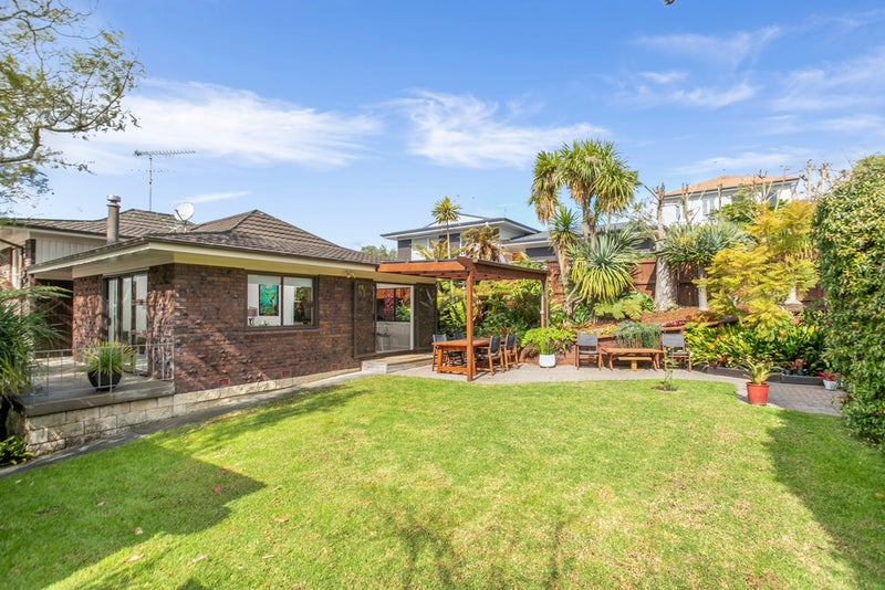 47 Sierra Street, Glendowie, Auckland - Carousel 2