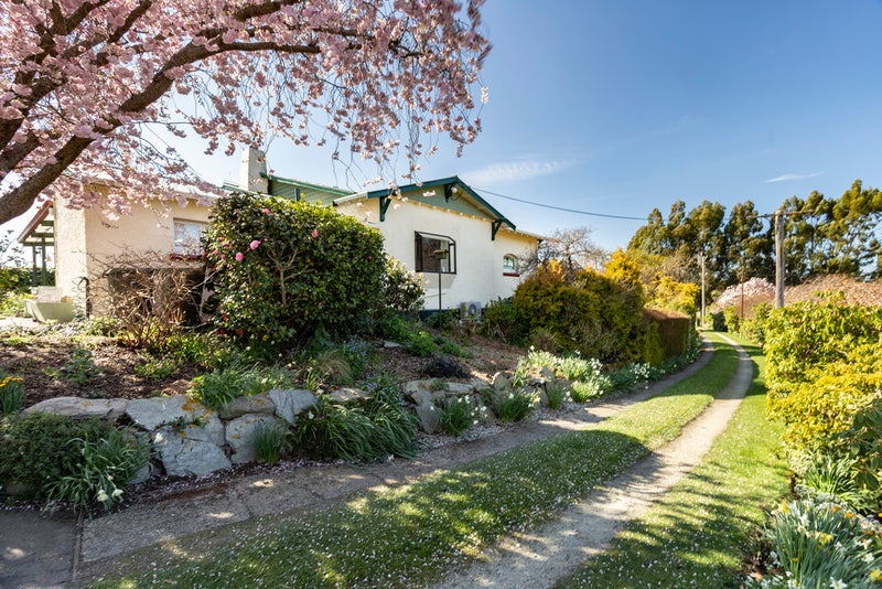42 Awamoa Road, Holmes Hill, Oamaru - Carousel 1