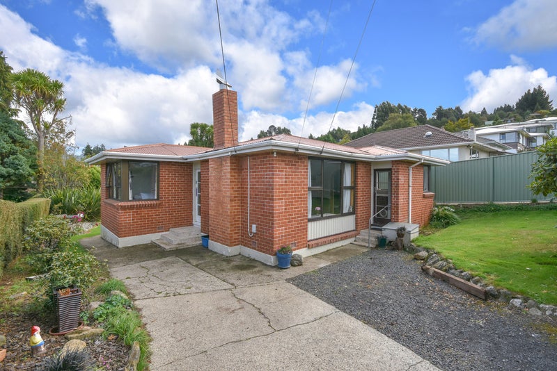 5 Spiers Road, Halfway Bush, Dunedin - Carousel 1