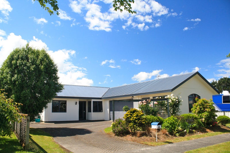 75 Radiata Street, Fairview Downs, Hamilton - Carousel 1