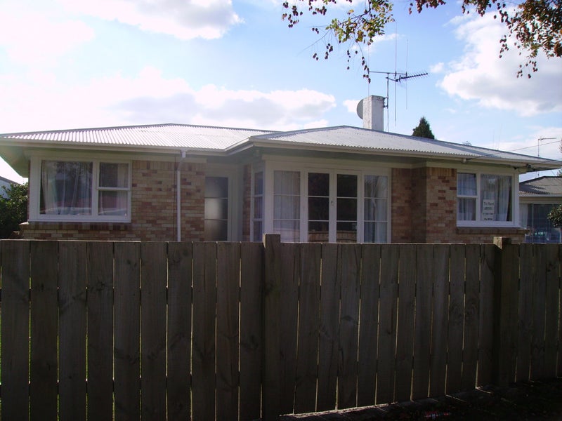 23 Nevada Road, Silverdale, Hamilton - Carousel 2