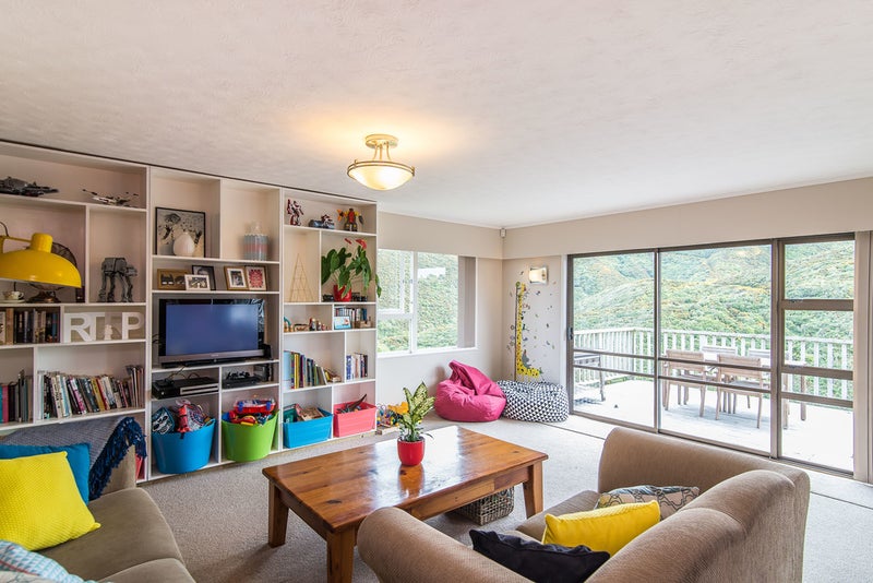 48 Montreal Grove, Kingston, Wellington - Carousel 2