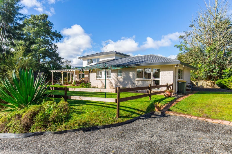 29 O'Neills Road, Swanson, Auckland - Carousel 26