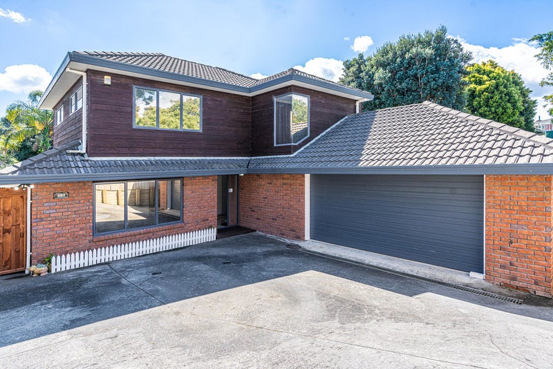 36A Batkin Road, New Windsor, Auckland - Carousel 1