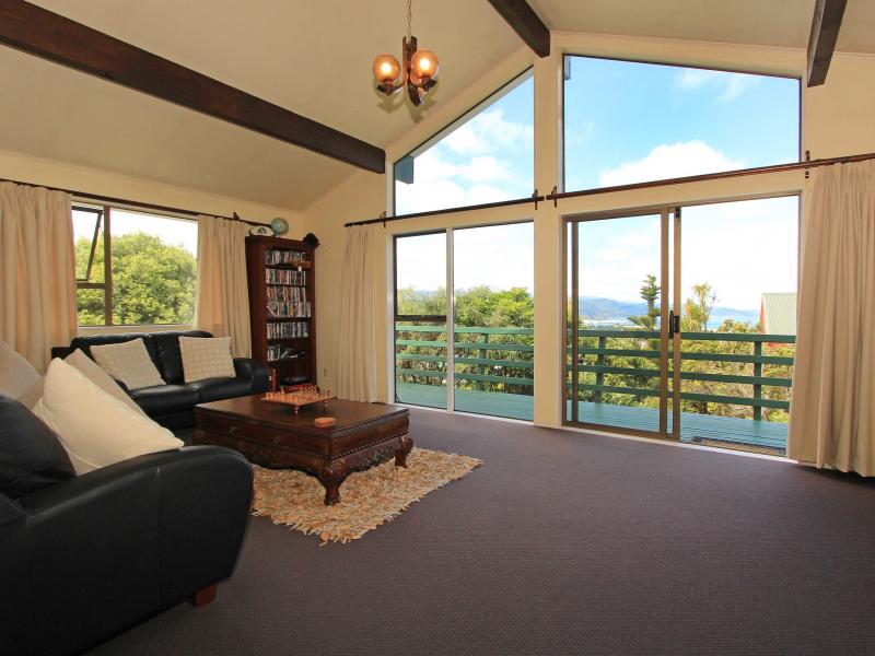 61 Normandale Road, Normandale, Lower Hutt - Carousel 1