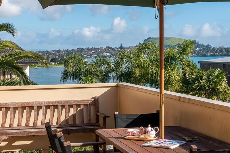 1/36 Venus Place, Half Moon Bay, Auckland - Carousel 1