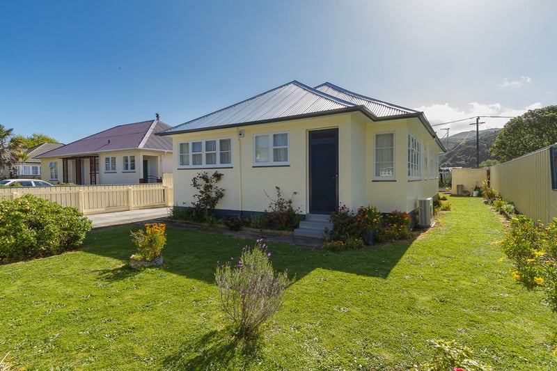 1321 High Street, Taita, Lower Hutt - Carousel 1