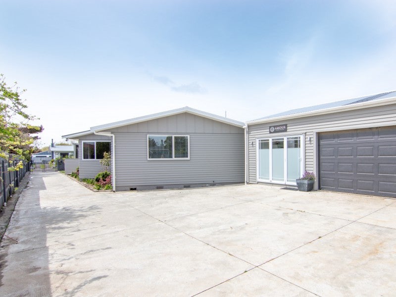 12 Hunter Street, Milson, Palmerston North - Carousel 2