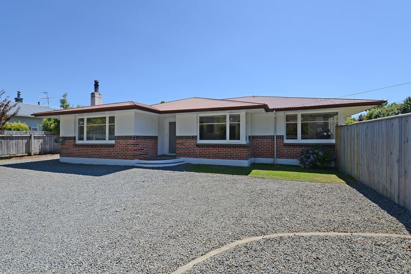 1015 Fergusson Drive, Clouston Park, Upper Hutt - Carousel 16