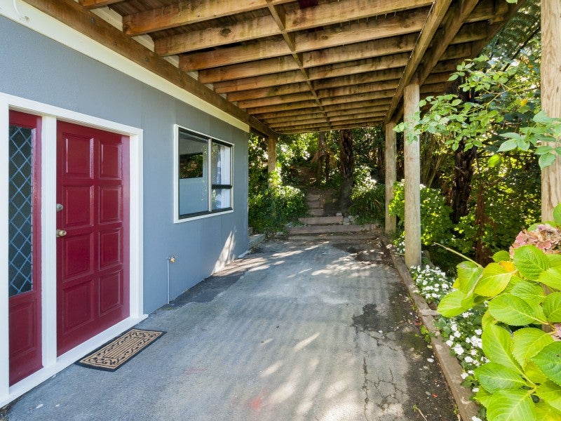 23B Matuhi Street, Tirohanga, Lower Hutt - Carousel 19