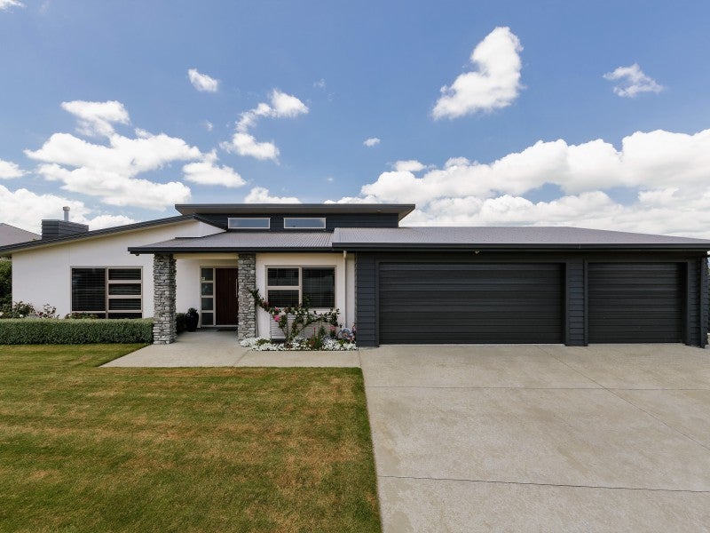 48 Rodeo Drive, Kelvin Grove, Palmerston North - Carousel 1