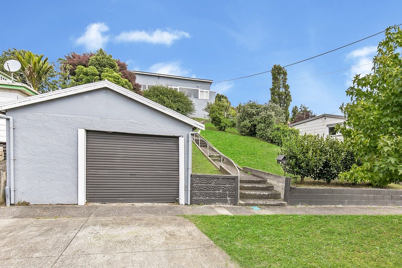 15 Awaroa Road, Helensville, Helensville - Carousel 25