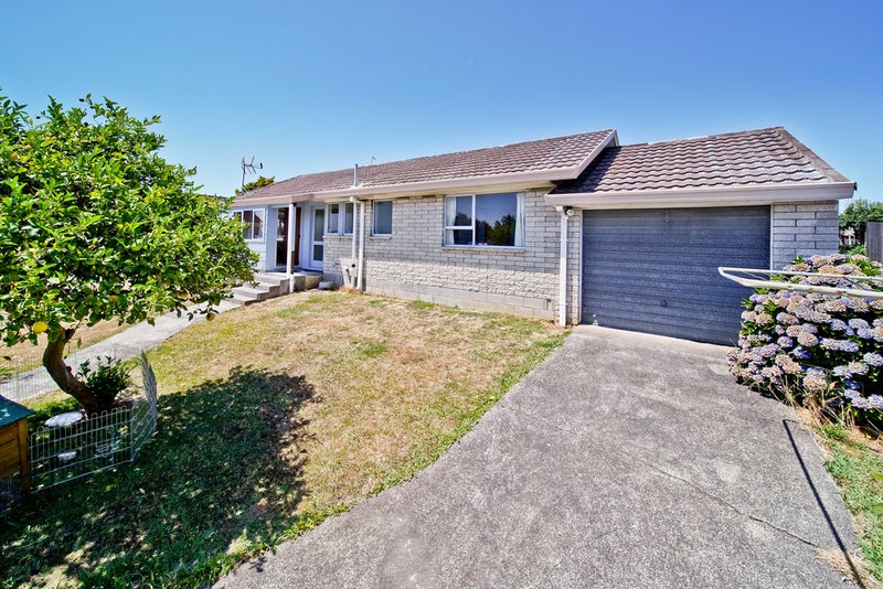 4B Millar Place, Nawton, Hamilton - Carousel 1