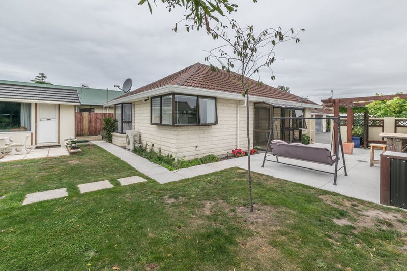 2/29 Palmers Road, New Brighton, Christchurch - Carousel 1