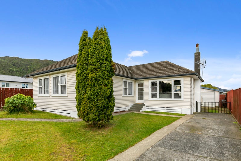 47 Russell Road, Wainuiomata, Lower Hutt - Carousel 2