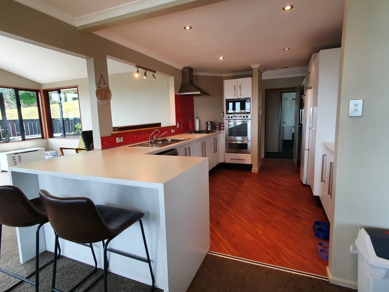 21 Nolan Crescent, Karoro, Greymouth - Carousel 2