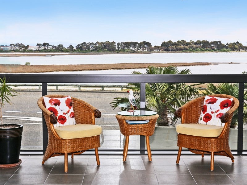 33A Meeanee Quay, Westshore, Napier - Carousel 2