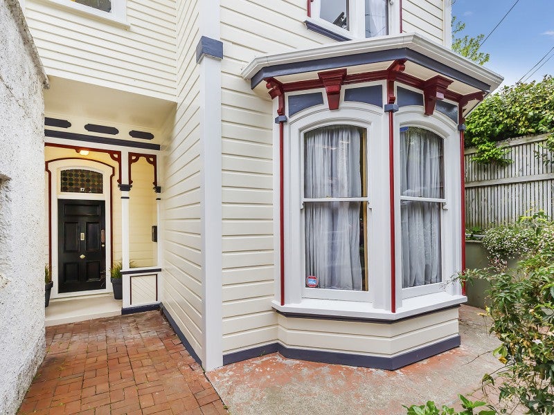 17A Grant Road, Thorndon, Wellington - Carousel 2