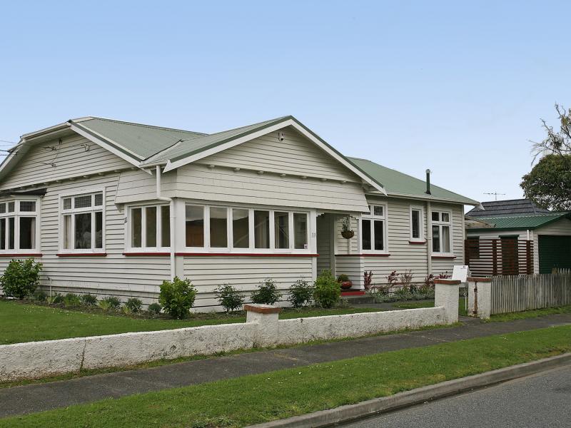 11 Junction Street, Fairfield, Lower Hutt - Carousel 2