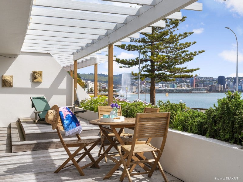 1/328 Oriental Parade, Oriental Bay, Wellington - Carousel 2