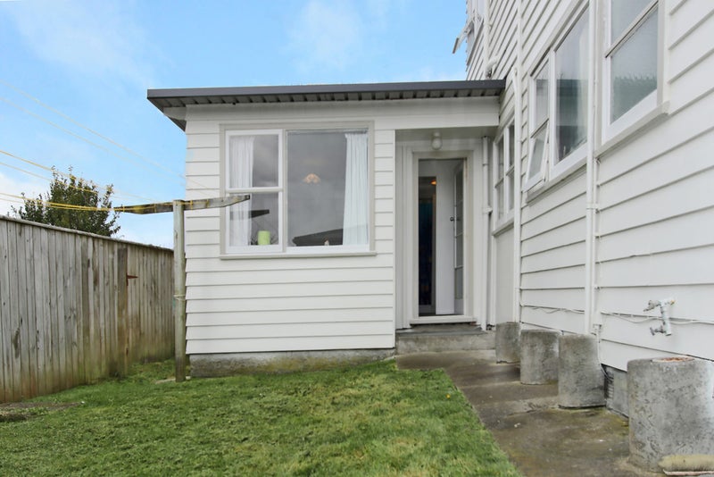 2/8 Rotoiti Street, Johnsonville, Wellington - Carousel 13