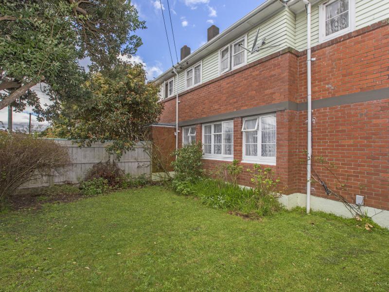 368 Waiwhetu Road, Fairfield, Lower Hutt - Carousel 14