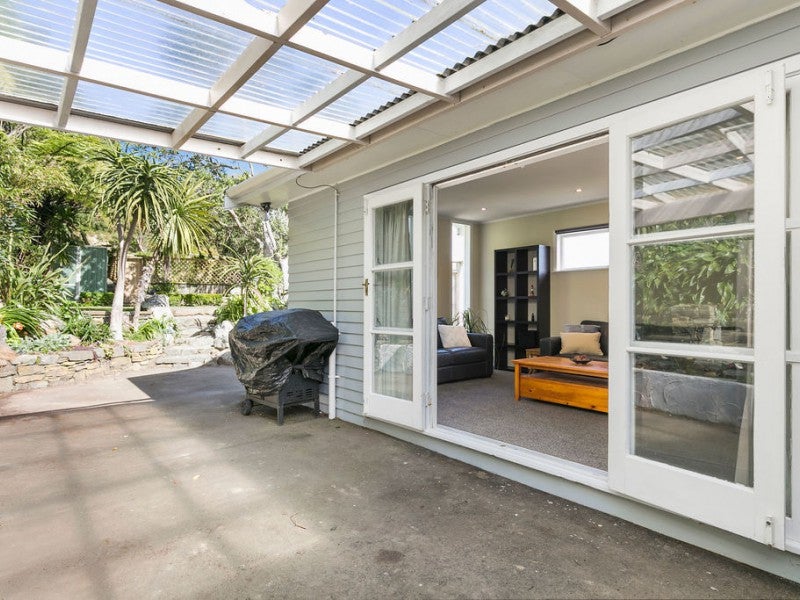 73 Montreal Grove, Kingston, Wellington - Carousel 16