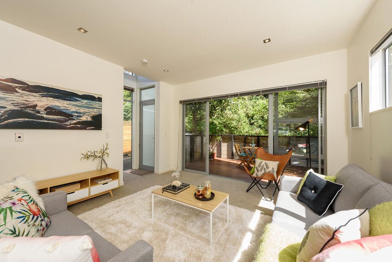 43 Tiketike Way, Brooklyn, Wellington - Carousel 2