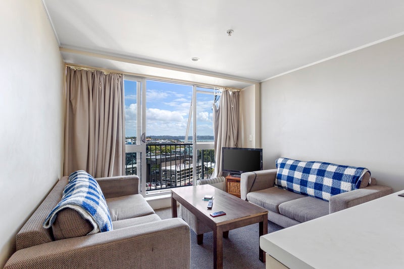 932/72 Nelson Street, Auckland Central, Auckland - Carousel 1