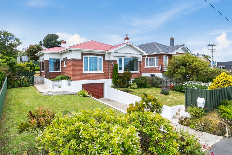93 Tomahawk Road, Andersons Bay, Dunedin - Carousel 1