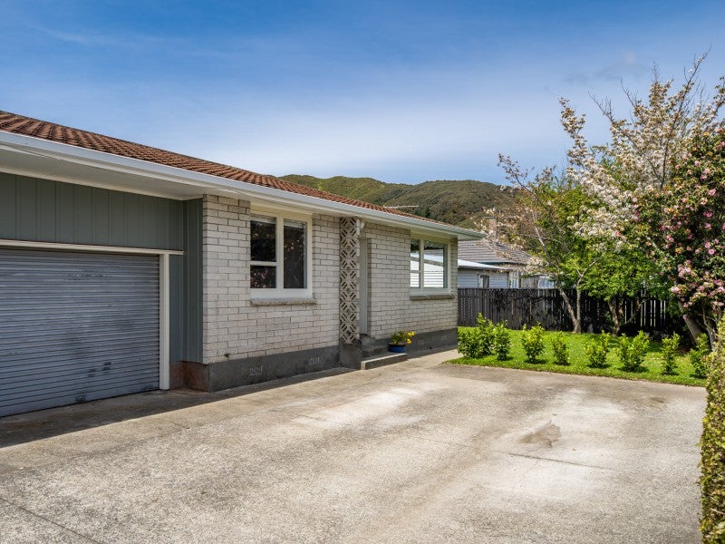9A Heather Grove, Fairfield, Lower Hutt - Carousel 18