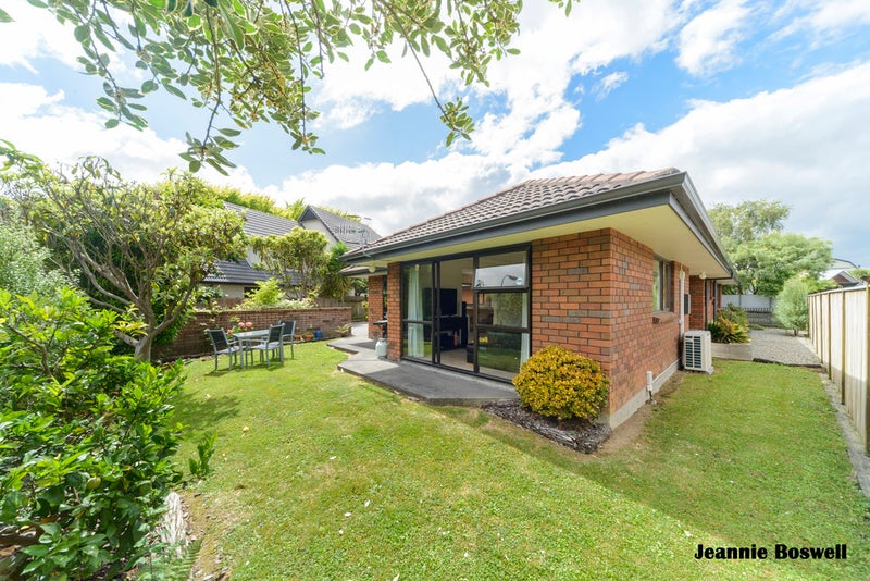 1A WINDSOR STREET, Terrace End, Palmerston North - Carousel 20