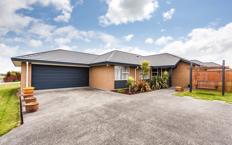 45 Geneva Terrace, Kelvin Grove, Palmerston North - Carousel 1