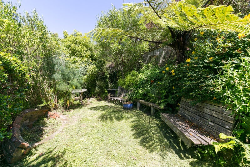 216 Ohiro Road, Brooklyn, Wellington - Carousel 13