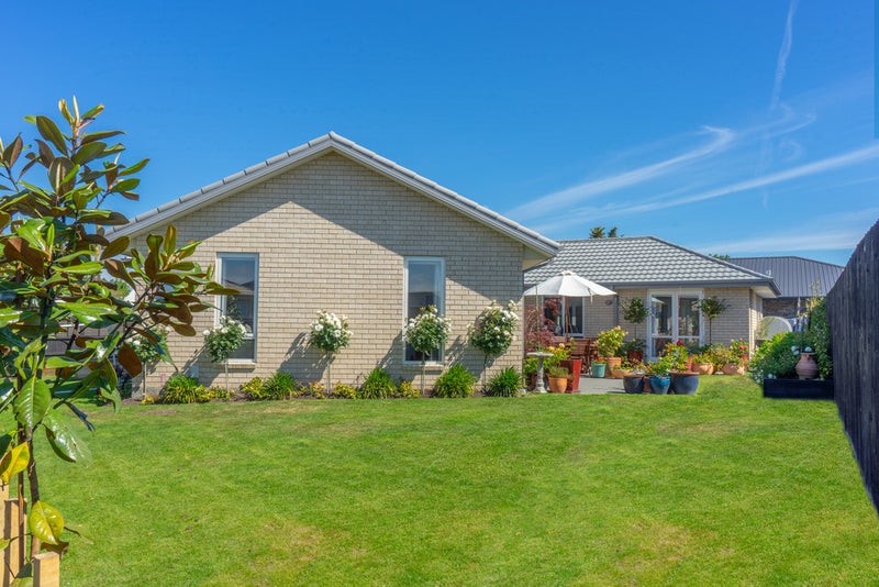 4 Kilkivan Lane, Broomfield, Christchurch - Carousel 1