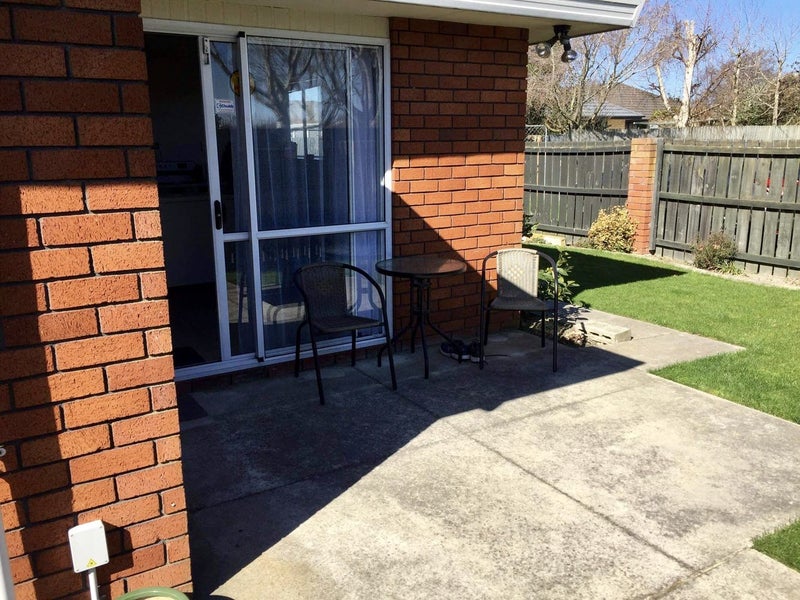 1/9 Cassidy Place, Belfast, Christchurch - Carousel 2