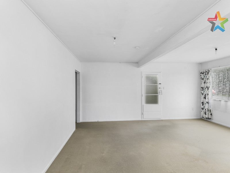 71O Randwick Crescent, Moera, Lower Hutt - Carousel 2