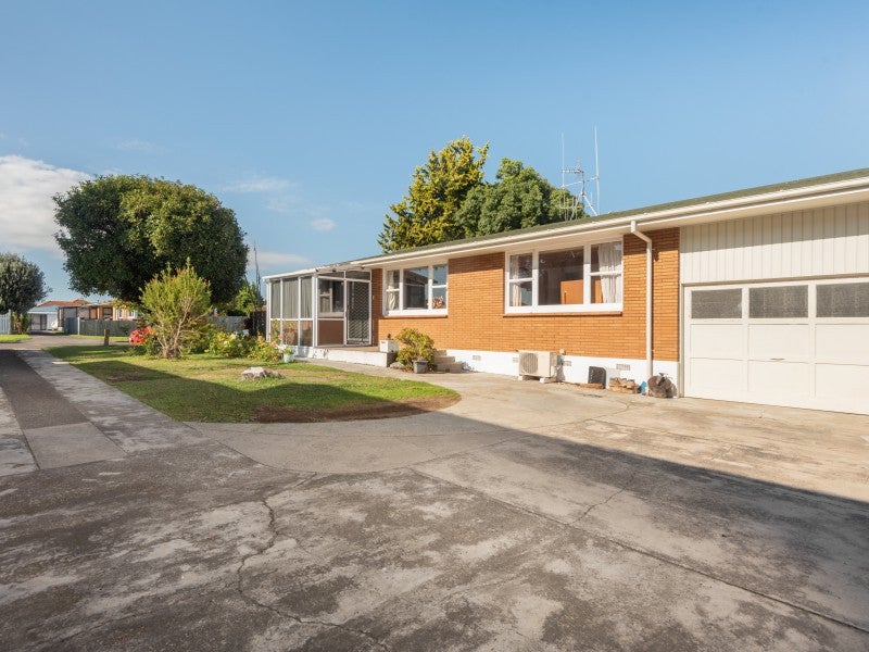 13 Rimu Street, Gate Pa, Tauranga - Carousel 1