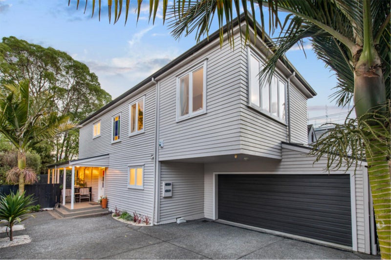 4/18 Aroha Avenue, Sandringham, Auckland - Carousel 1