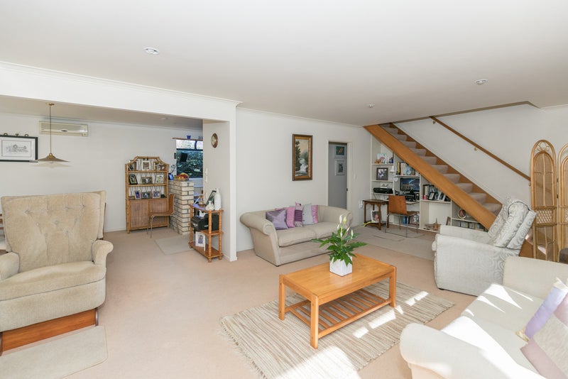 4/168 Nixon Street, Hamilton East, Hamilton - Carousel 2