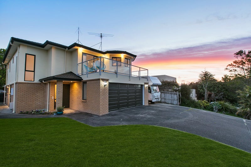 24 Mayall Avenue, Beach Haven, Auckland - Carousel 2